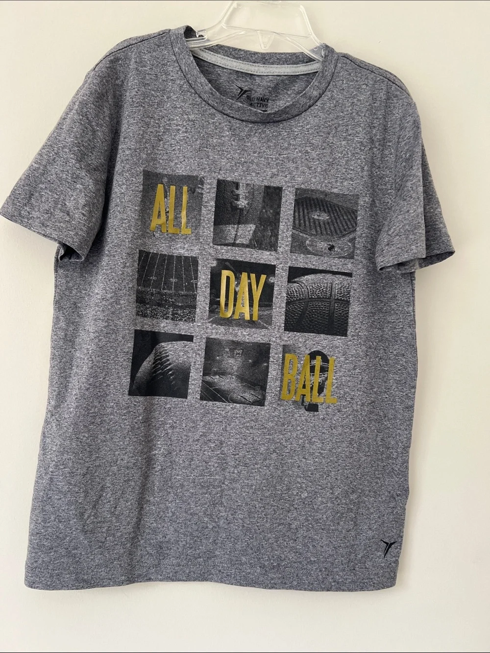 Old Navy Active Heather Gray Tee with Black Logo